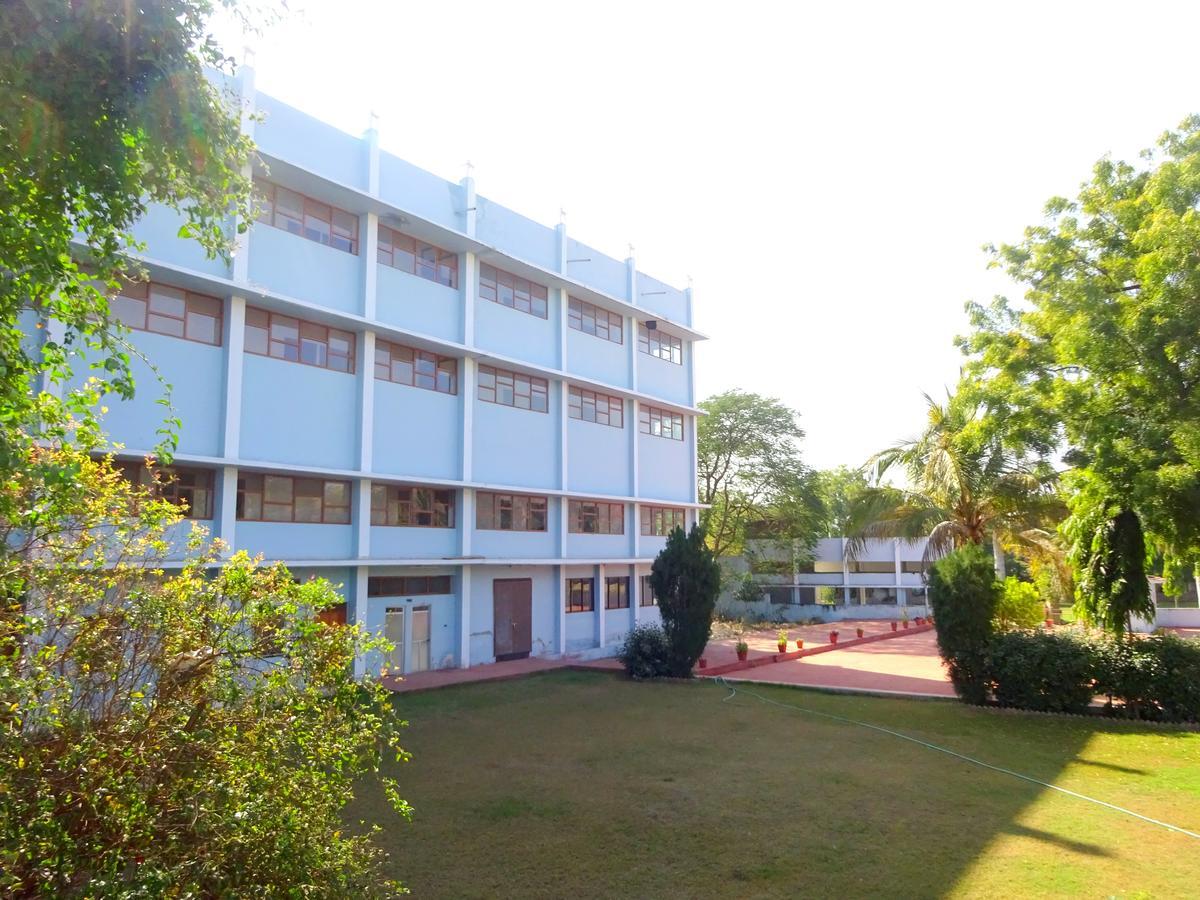 Hotel Utsav Nāthdwāra Dış mekan fotoğraf