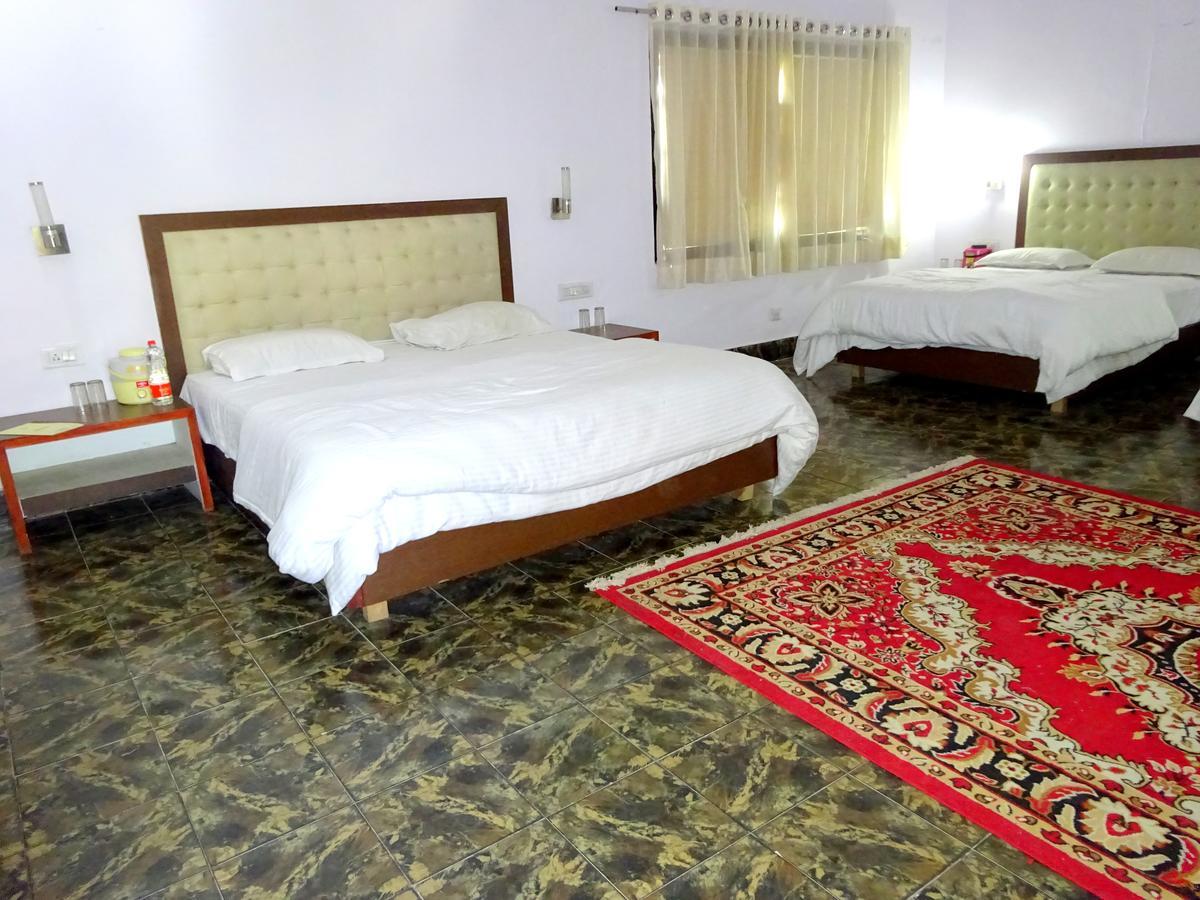 Hotel Utsav Nāthdwāra Dış mekan fotoğraf